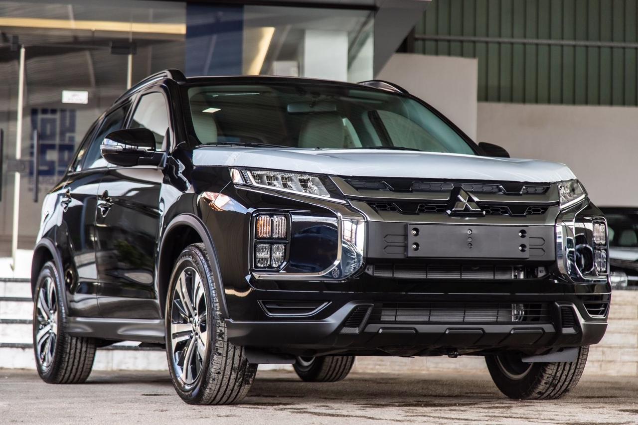 Mitsubishi ASX 2.0 CVT 4WD, предмаксимальная комплектация