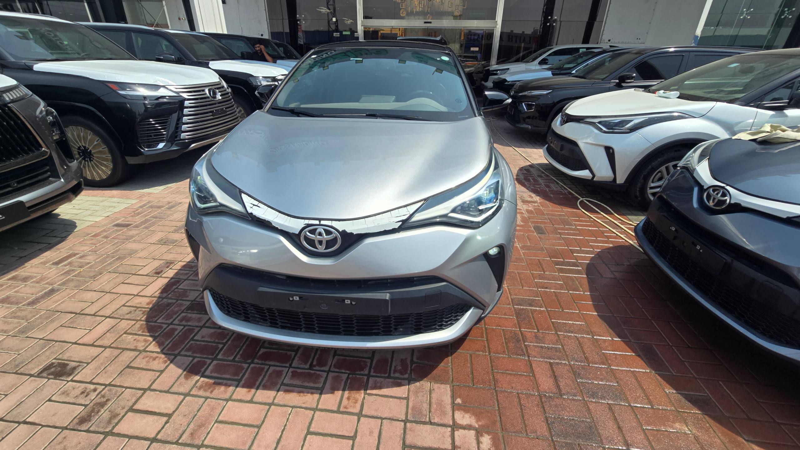 Toyota C-HR 2022, привезённая под заказ